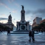 En la plaza de la memoria